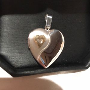 Reeds Jewelers sterling 14k gold heart locket NIB